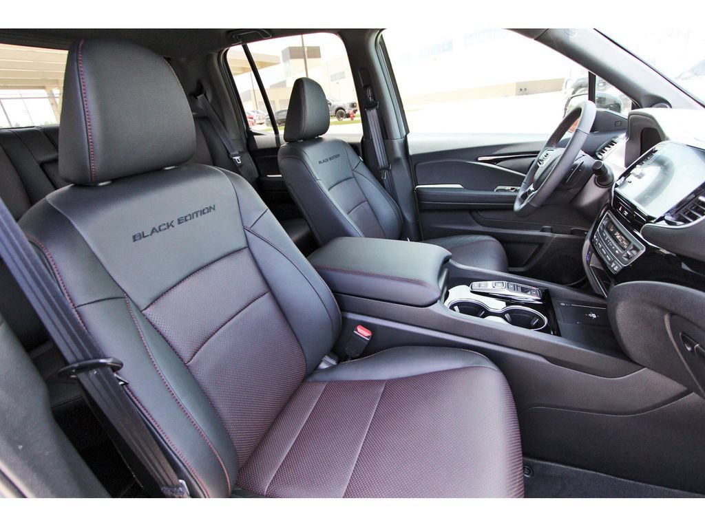 Used 2026 Honda Ridgeline Black Edition image 27