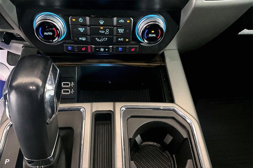 Certified 2019 Ford F150 Lariat w/ Equipment Group 502A Luxury image 25