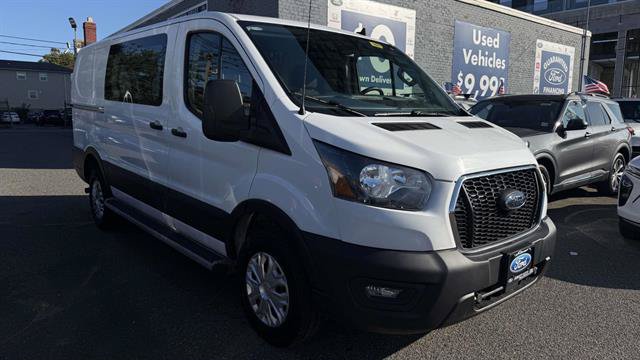 Certified 2025 Ford Transit 250 Low Roof w/ Exterior Upgrade Package RWD image 27