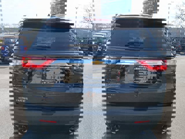 Used 2018 Chevrolet Traverse LS image 3