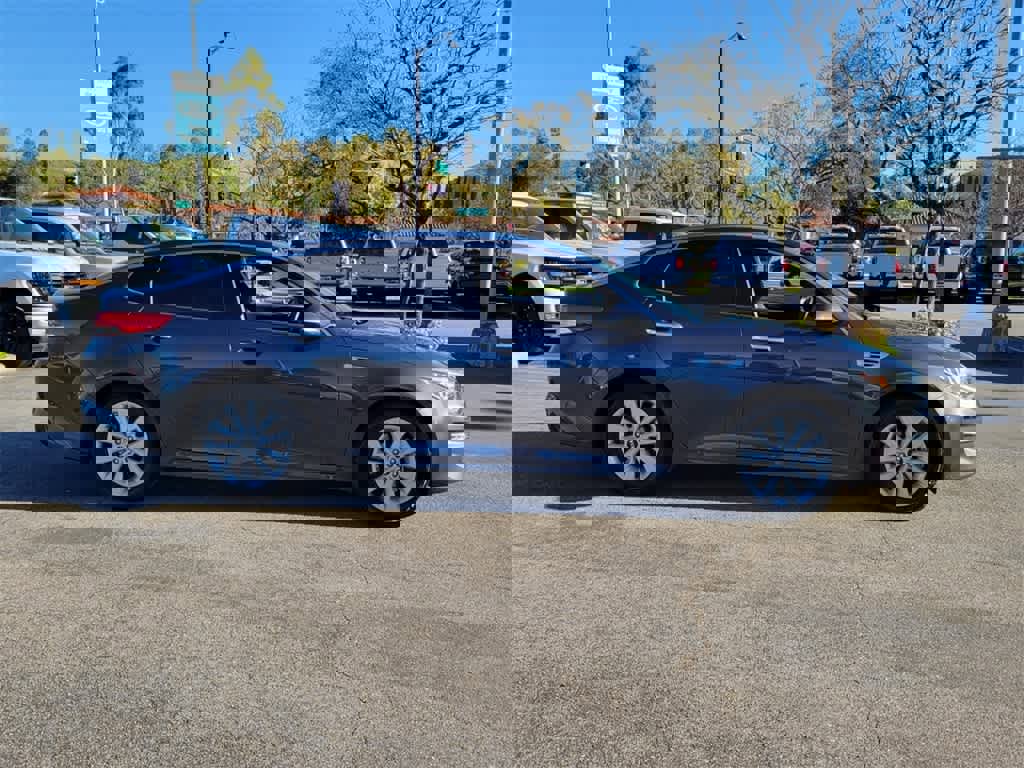 Used 2018 Kia Optima EX image 7