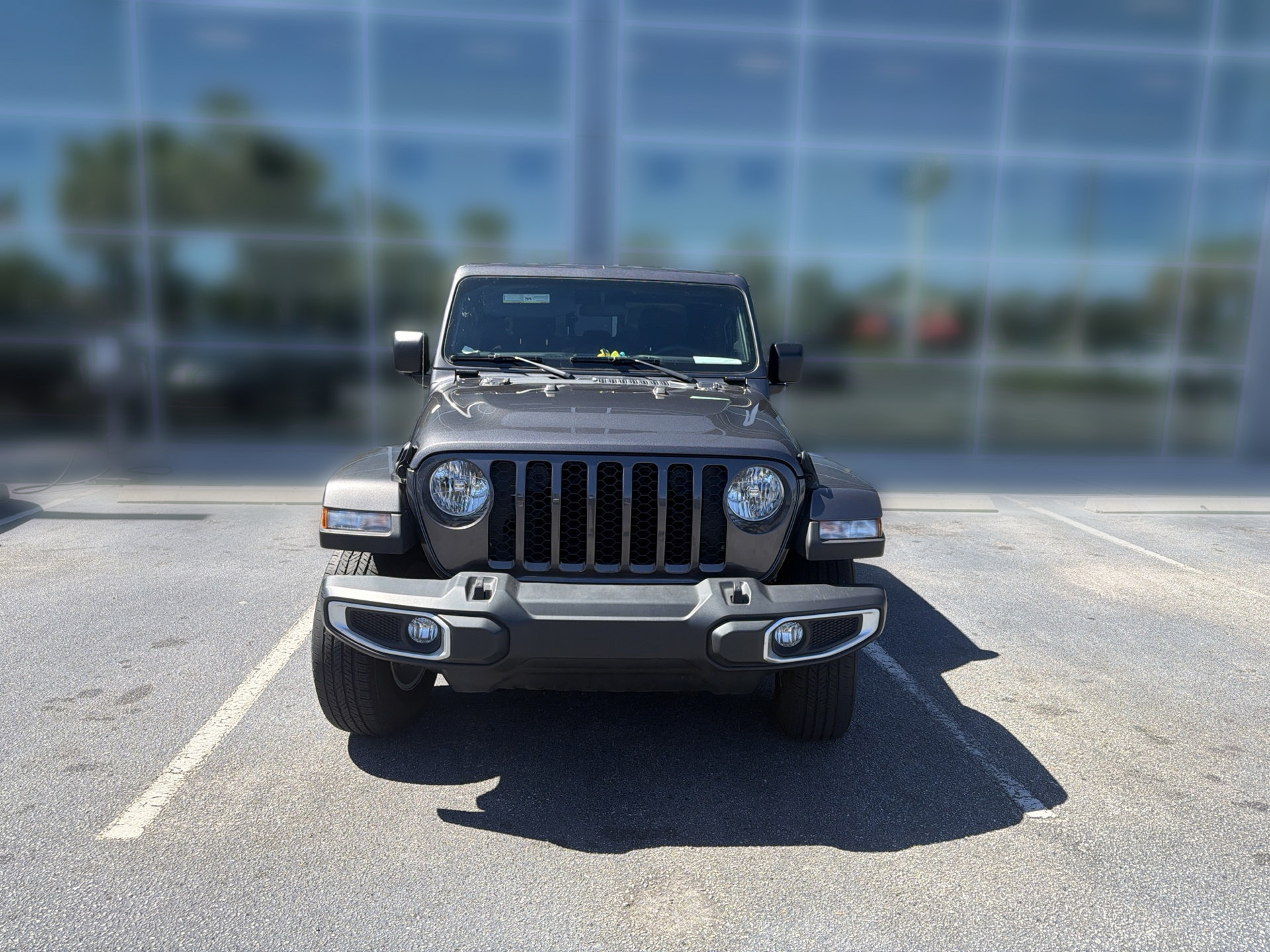 Used 2023 Jeep Gladiator Sport AWD/4WD image 8