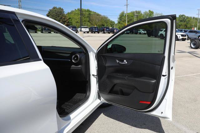 Used 2020 Kia Forte Sedan FWD image 19
