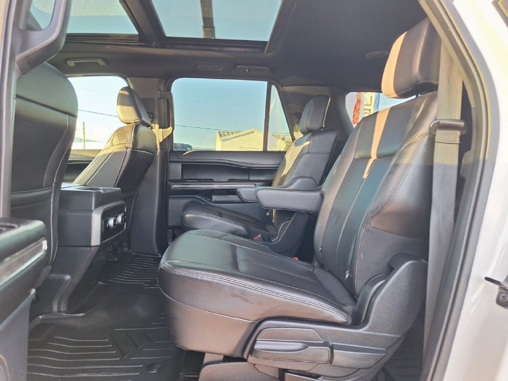 Certified 2021 Ford Expedition Max XLT RWD image 12