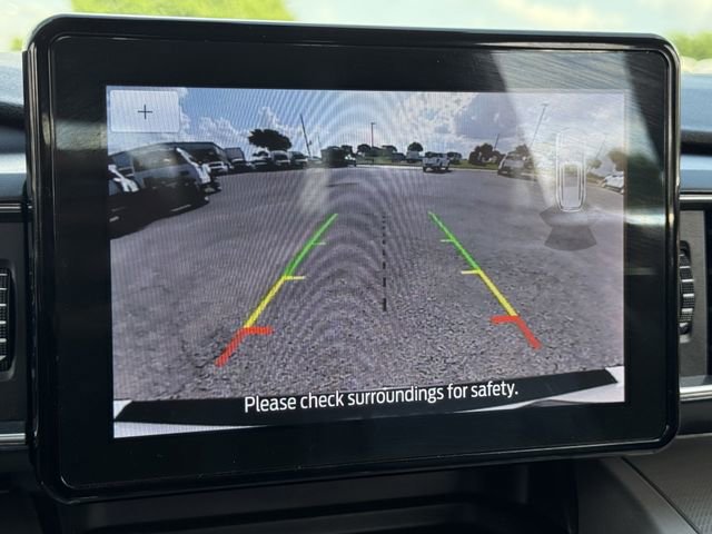 Certified 2022 Ford Explorer XLT w/ Equipment Group 202A image 17