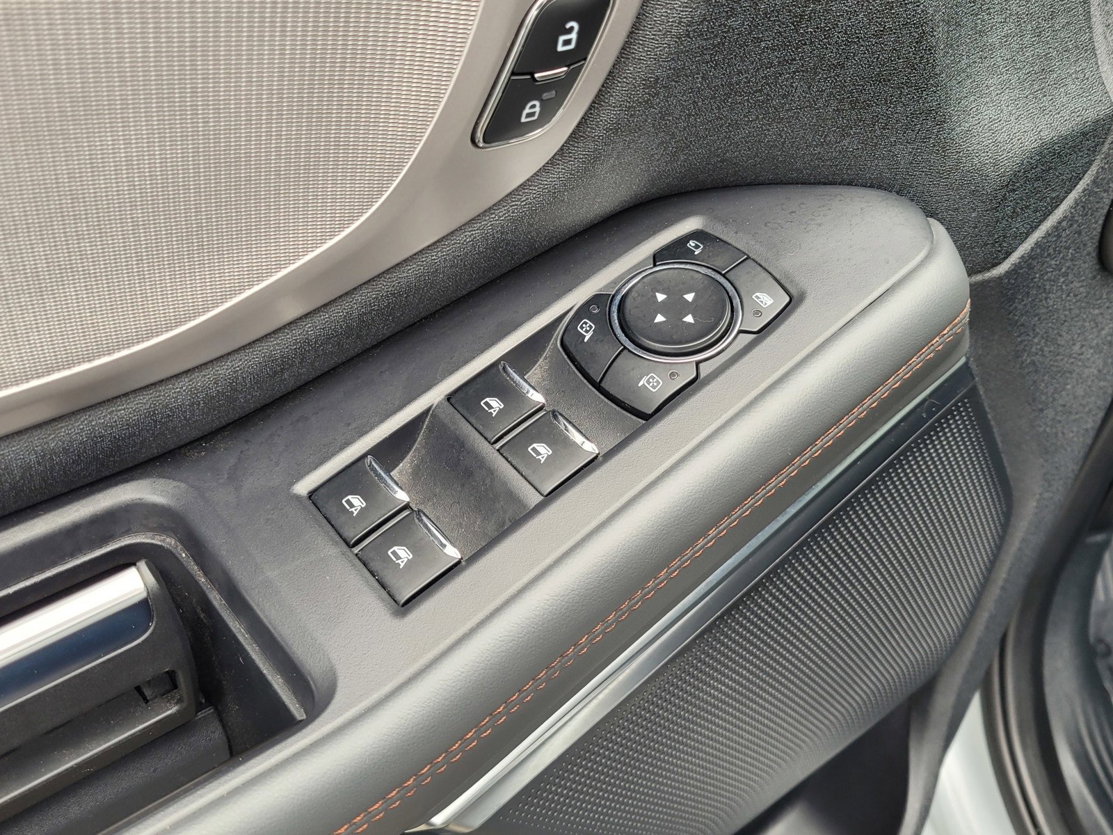 Certified 2025 Ford Expedition Active image 18