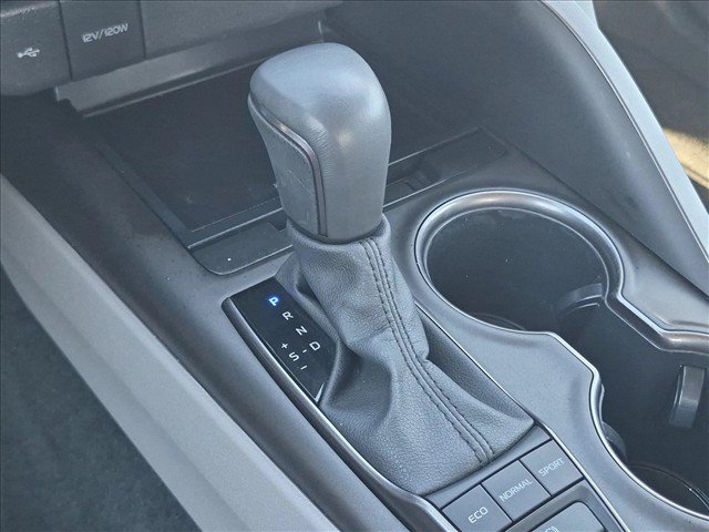 Used 2024 Toyota Camry SE AWD/4WD image 12