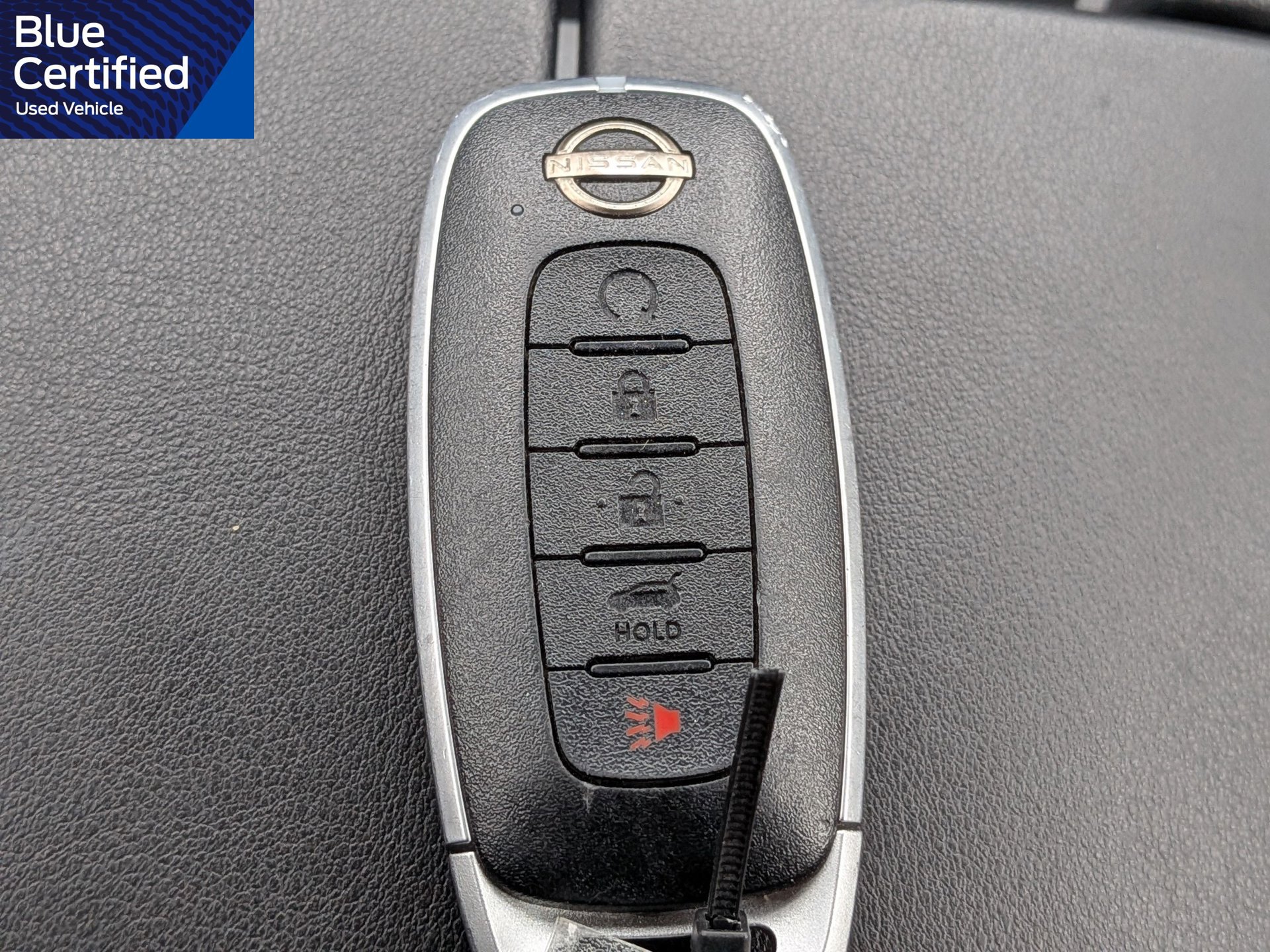 Used 2025 Nissan Rogue SV FWD image 31