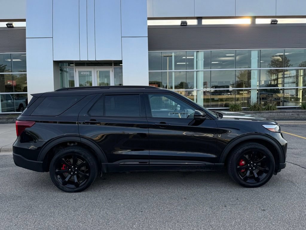 Certified 2024 Ford Explorer ST w/ Equipment Group 401A AWD/4WD image 45