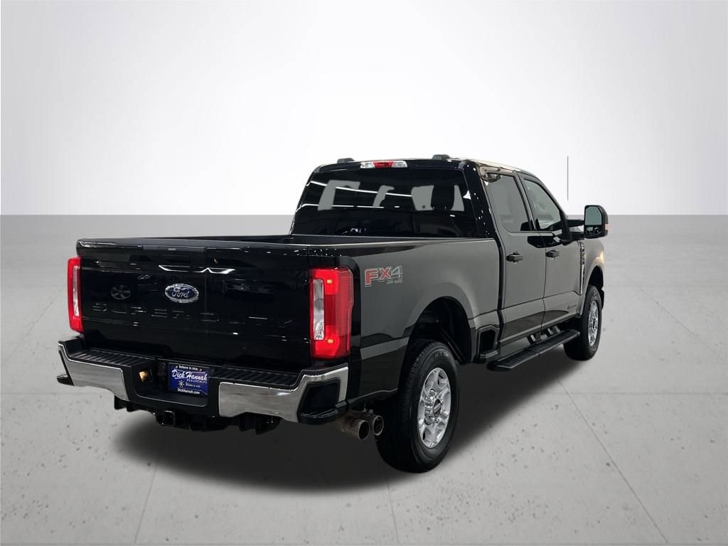 Certified 2025 Ford F250 XLT w/ FX4 Off-Road Package image 11