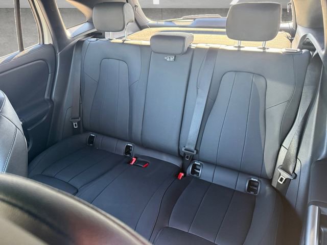 Used 2025 Mercedes-Benz GLA 250 image 23