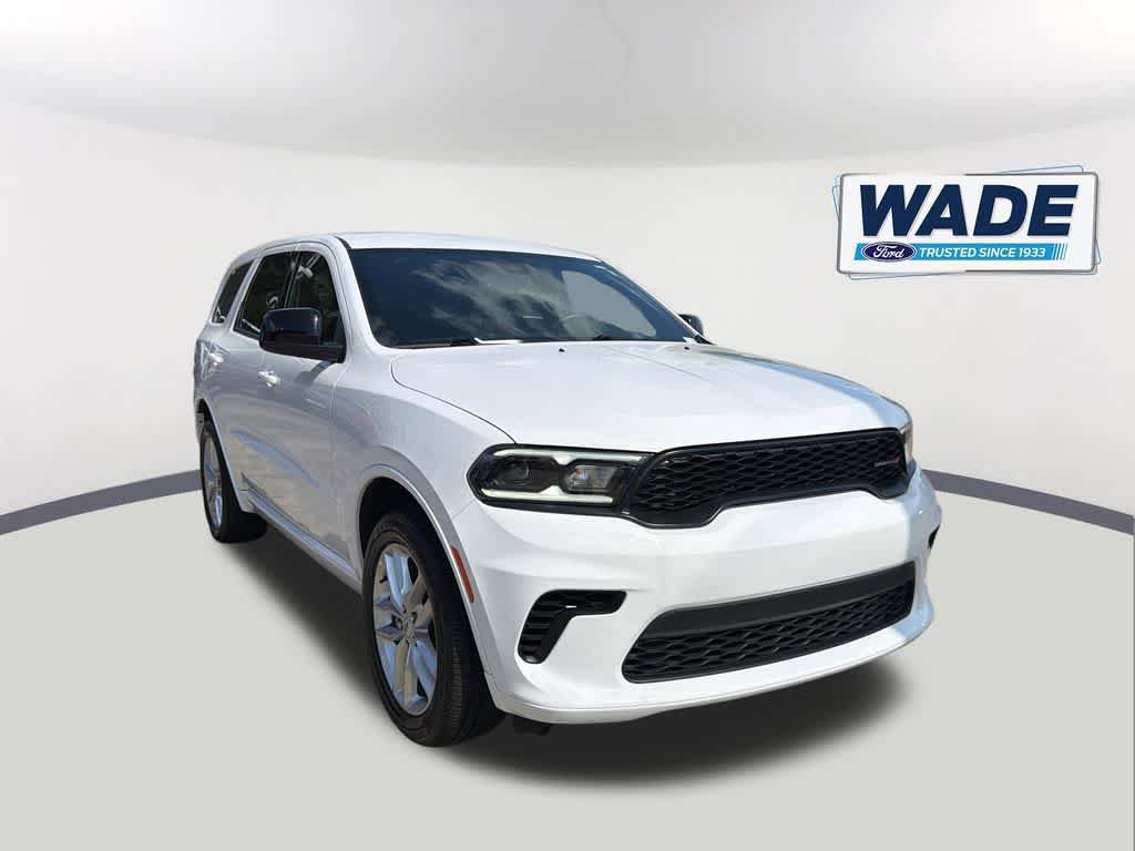 Used 2025 Dodge Durango GT AWD/4WD image 3