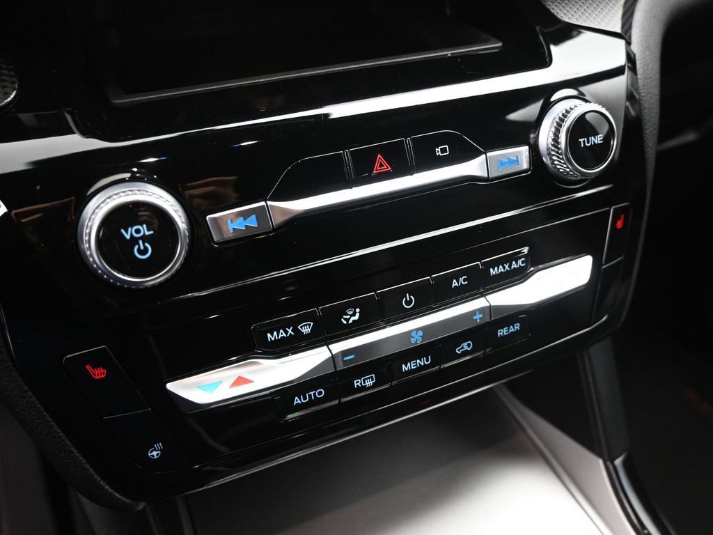 Certified 2023 Ford Explorer ST-Line w/ Class IV Trailer Tow Package RWD image 44