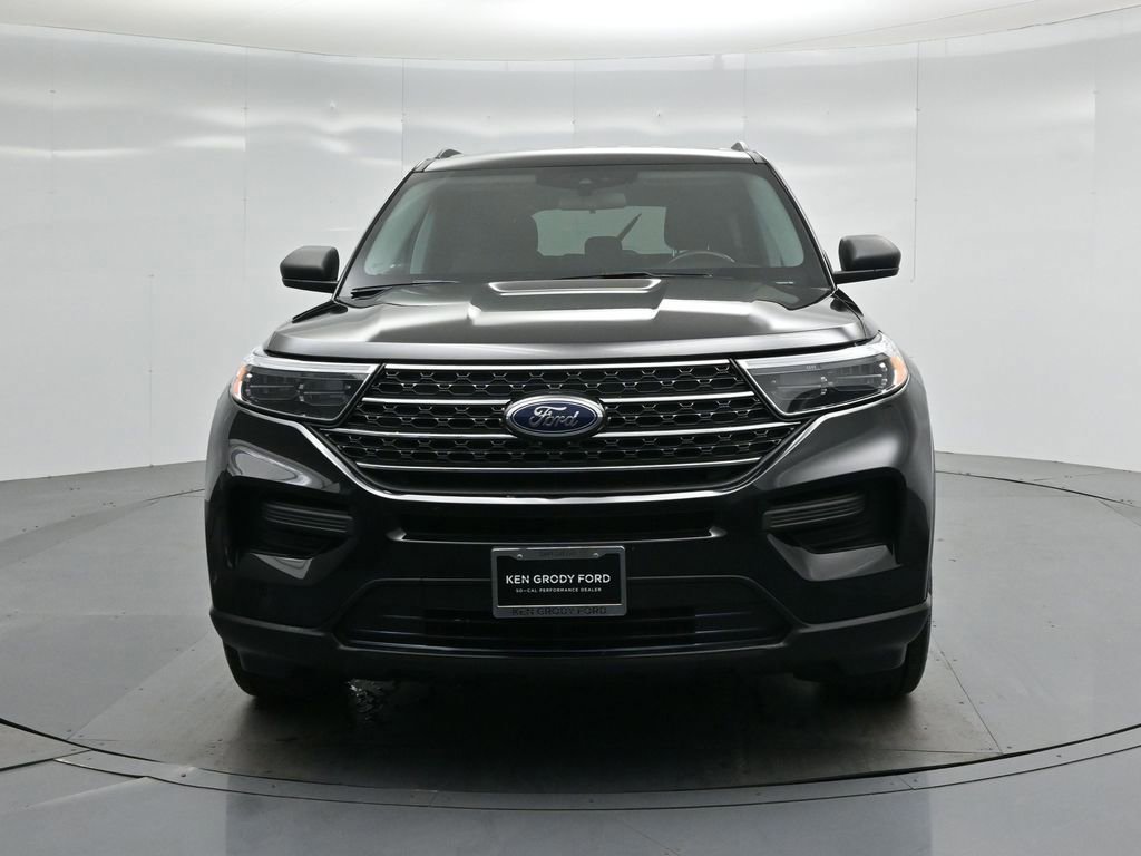 Certified 2022 Ford Explorer XLT image 28
