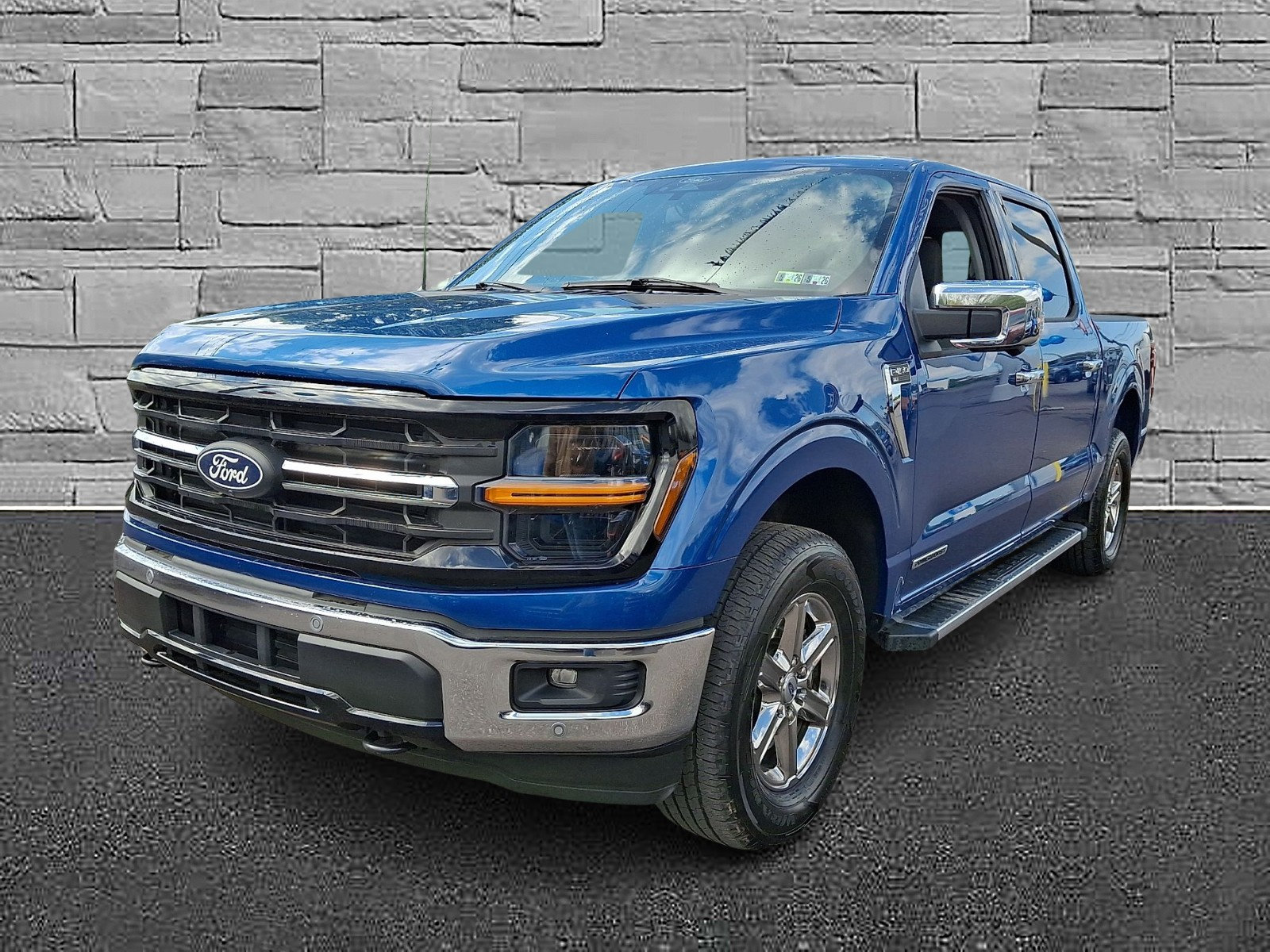 Certified 2024 Ford F150 XLT w/ Equipment Group 302A MID AWD/4WD image 4