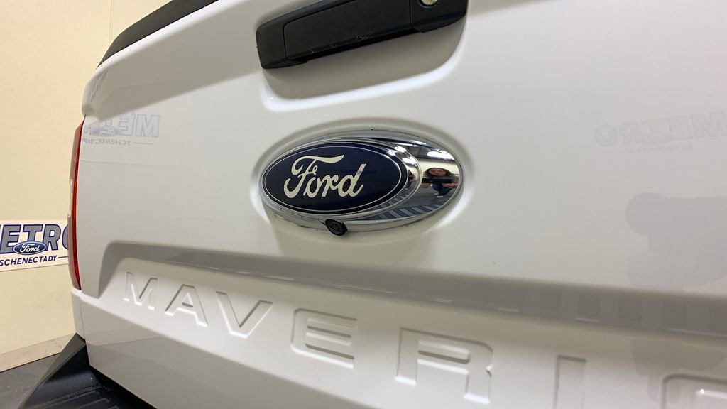Certified 2024 Ford Maverick XL FWD image 16
