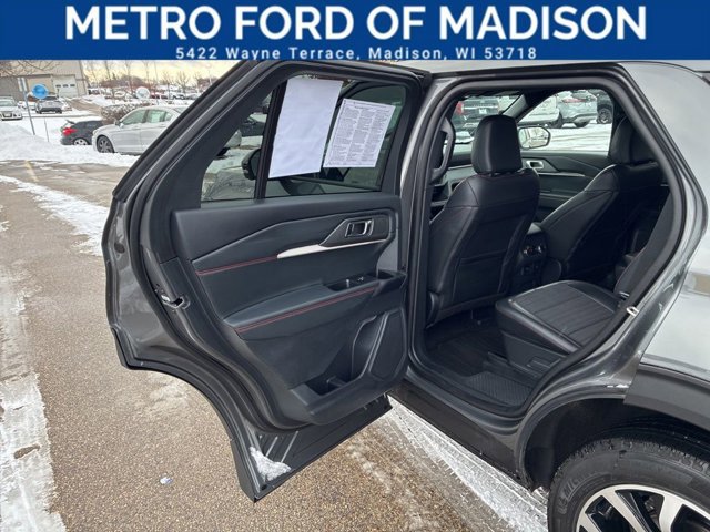 Certified 2025 Ford Explorer ST-Line image 35