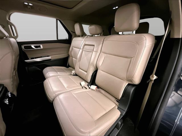Certified 2022 Ford Explorer XLT w/ Equipment Group 202A AWD/4WD image 25