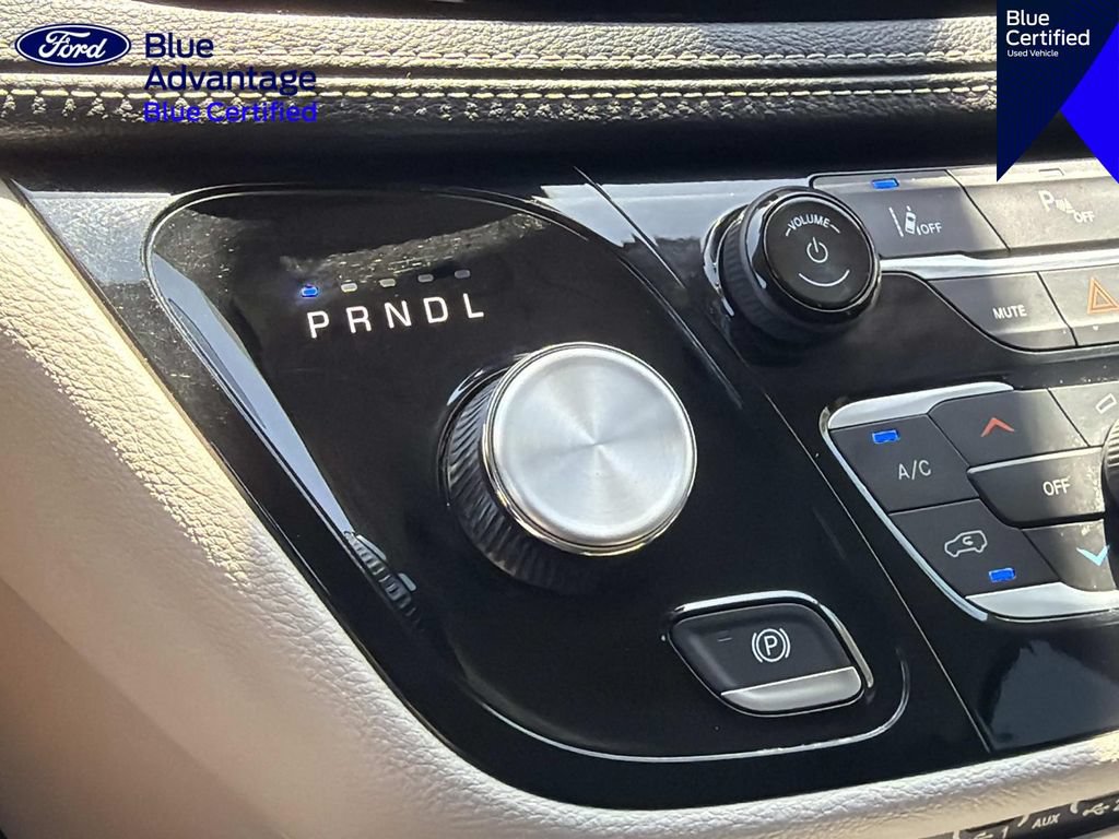 Used 2024 Chrysler Pacifica Limited FWD image 31