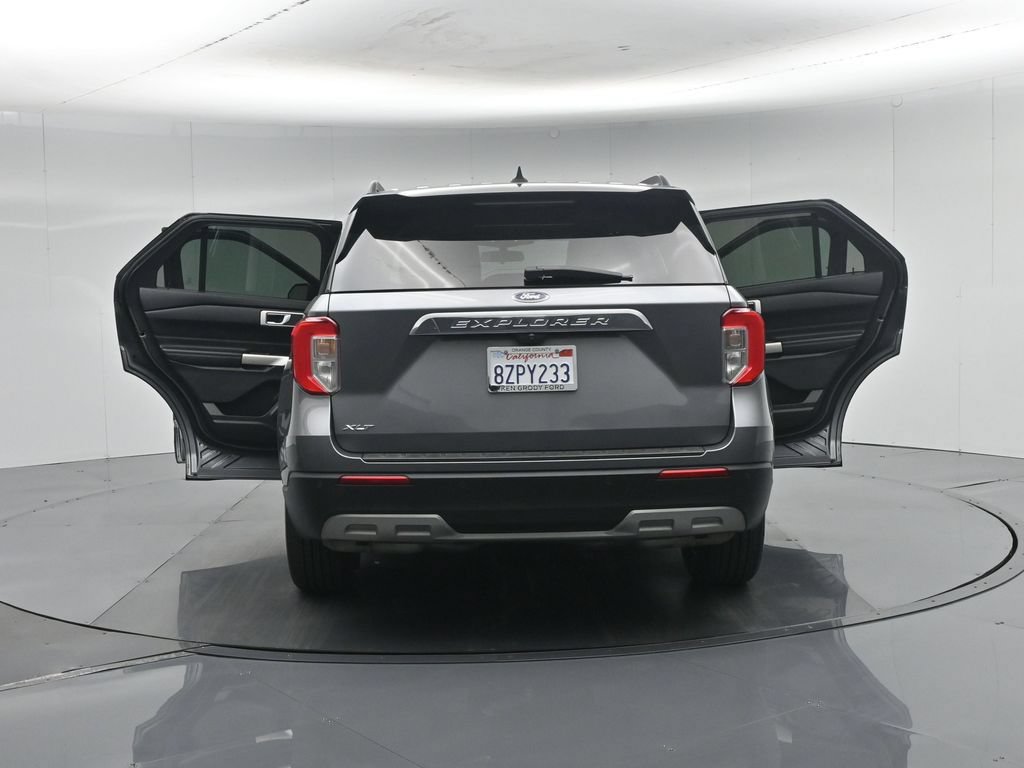 Certified 2021 Ford Explorer XLT w/ Equipment Group 202A RWD image 38