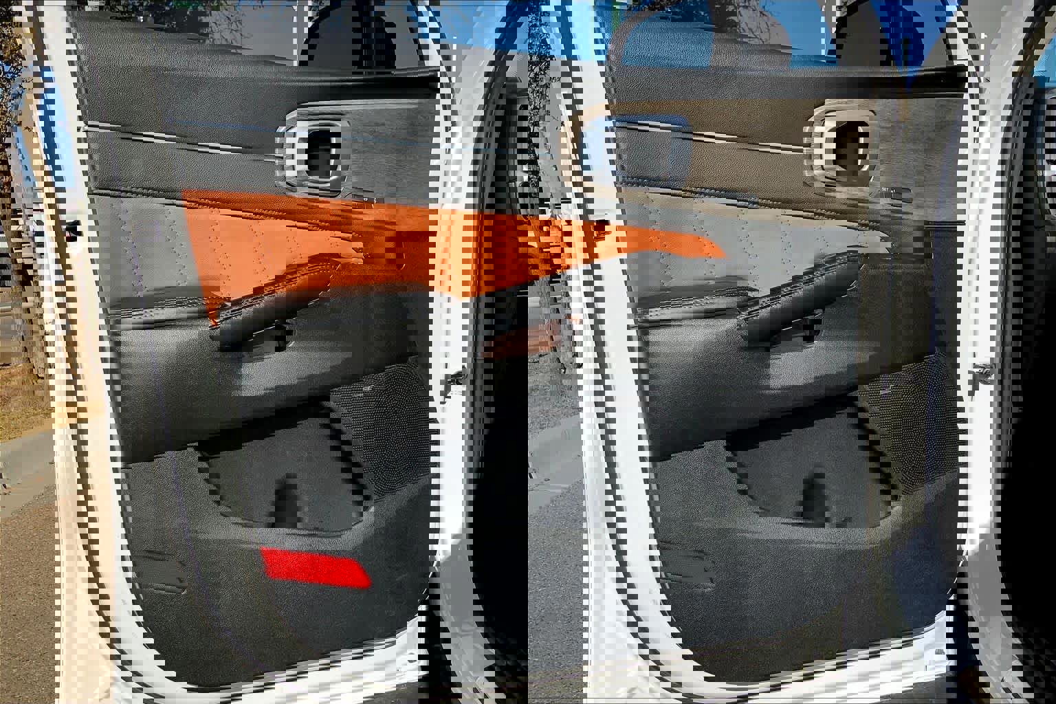 Used 2022 Kia Sorento SX Prestige w/ Rust Color Package image 21