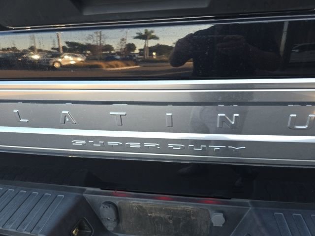 Certified 2020 Ford F450 Platinum w/ FX4 Off-Road Package image 7
