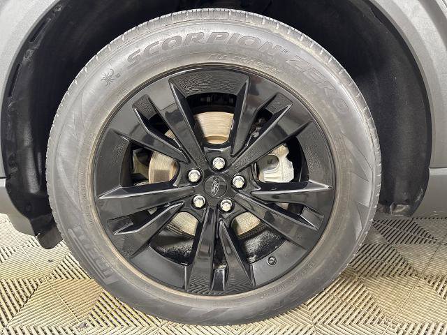 Certified 2023 Ford Explorer XLT w/ Equipment Group 202A RWD image 9