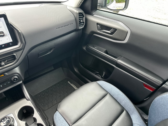 Certified 2025 Ford Bronco Sport Outer Banks w/ Outer Banks Tech Package+ AWD/4WD image 21