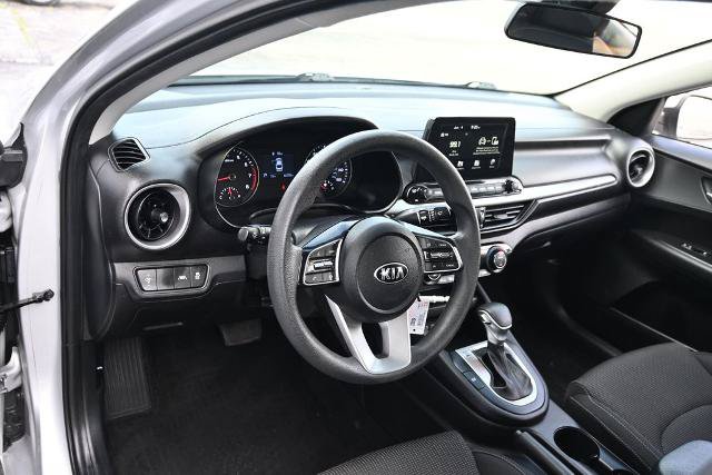 Used 2019 Kia Forte LXS FWD image 17