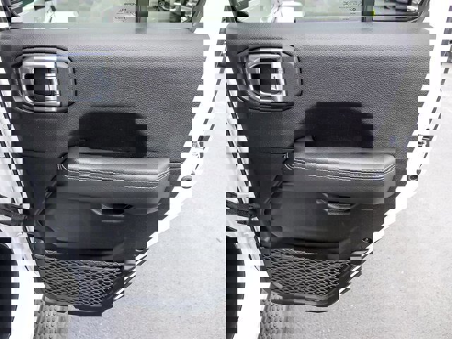 Used 2021 Jeep Wrangler Unlimited Sahara w/ Cold Weather Group image 28