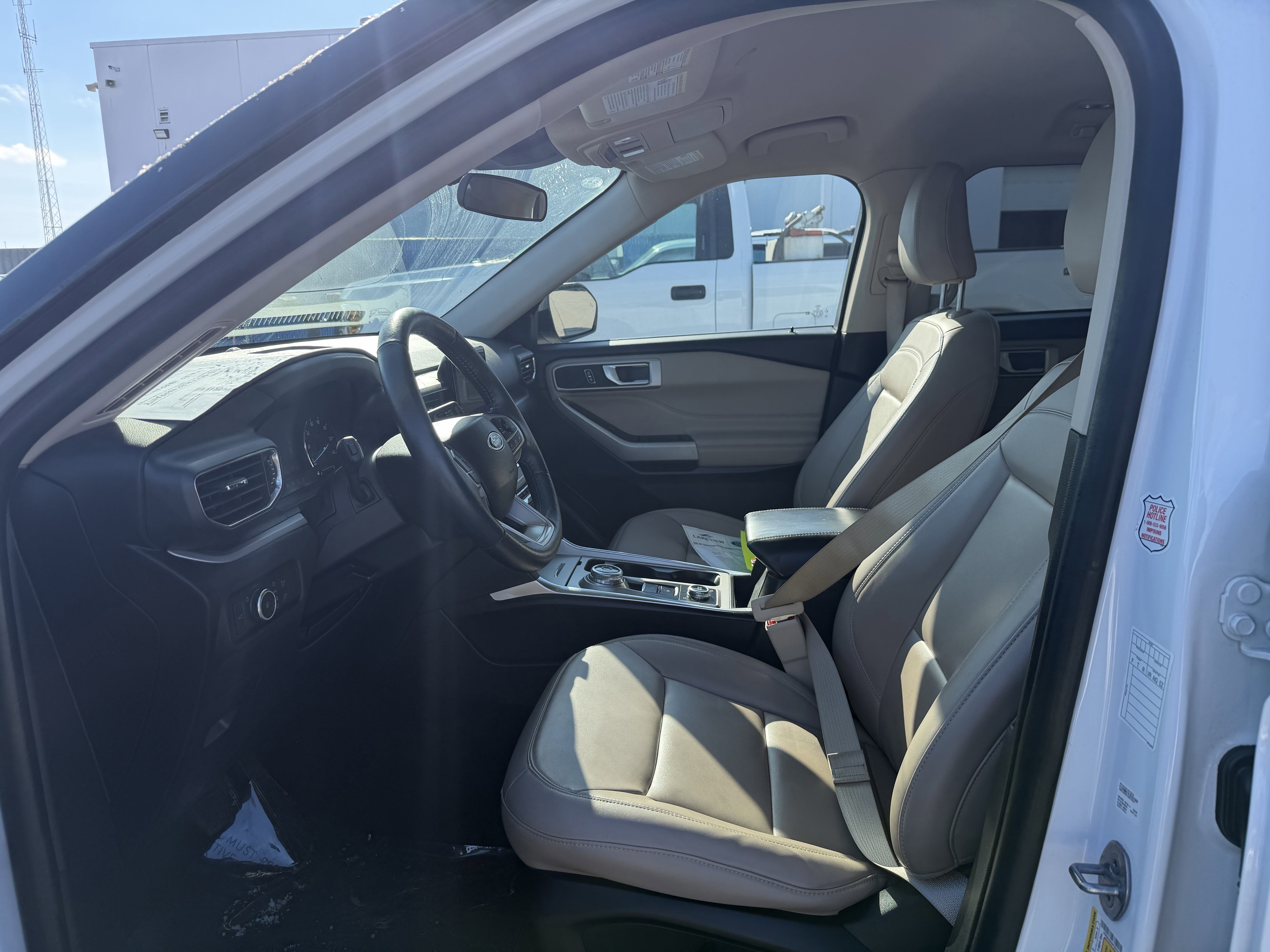 Certified 2023 Ford Explorer XLT w/ Equipment Group 202A AWD/4WD image 8