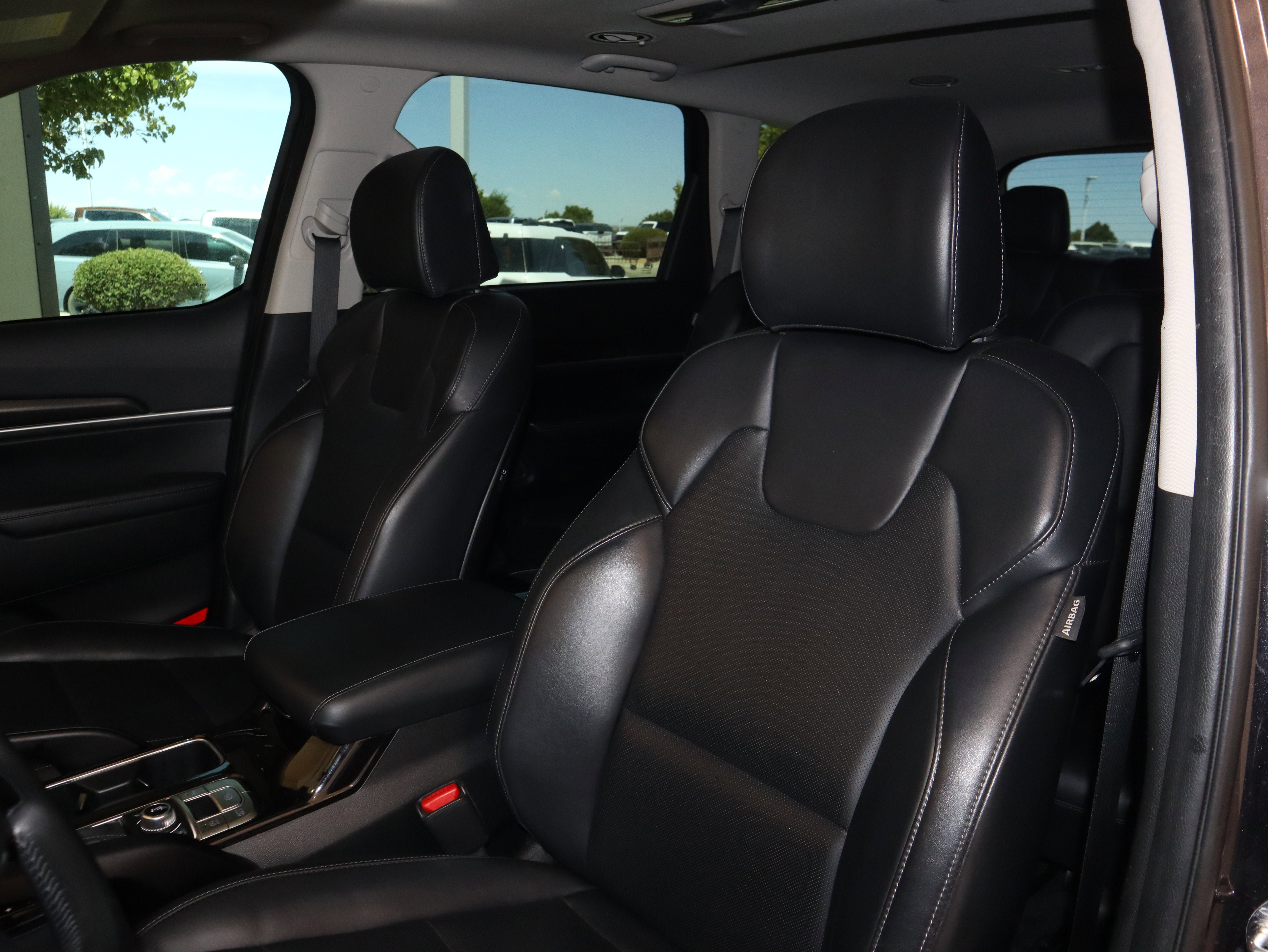 Used 2025 Kia Telluride S AWD/4WD image 35