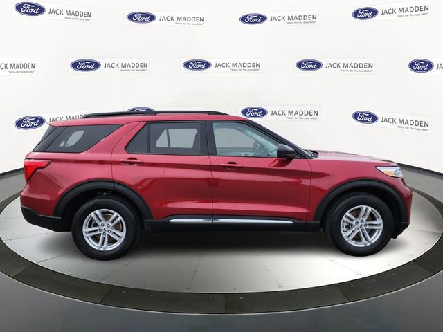 Certified 2022 Ford Explorer XLT w/ Equipment Group 202A image 2