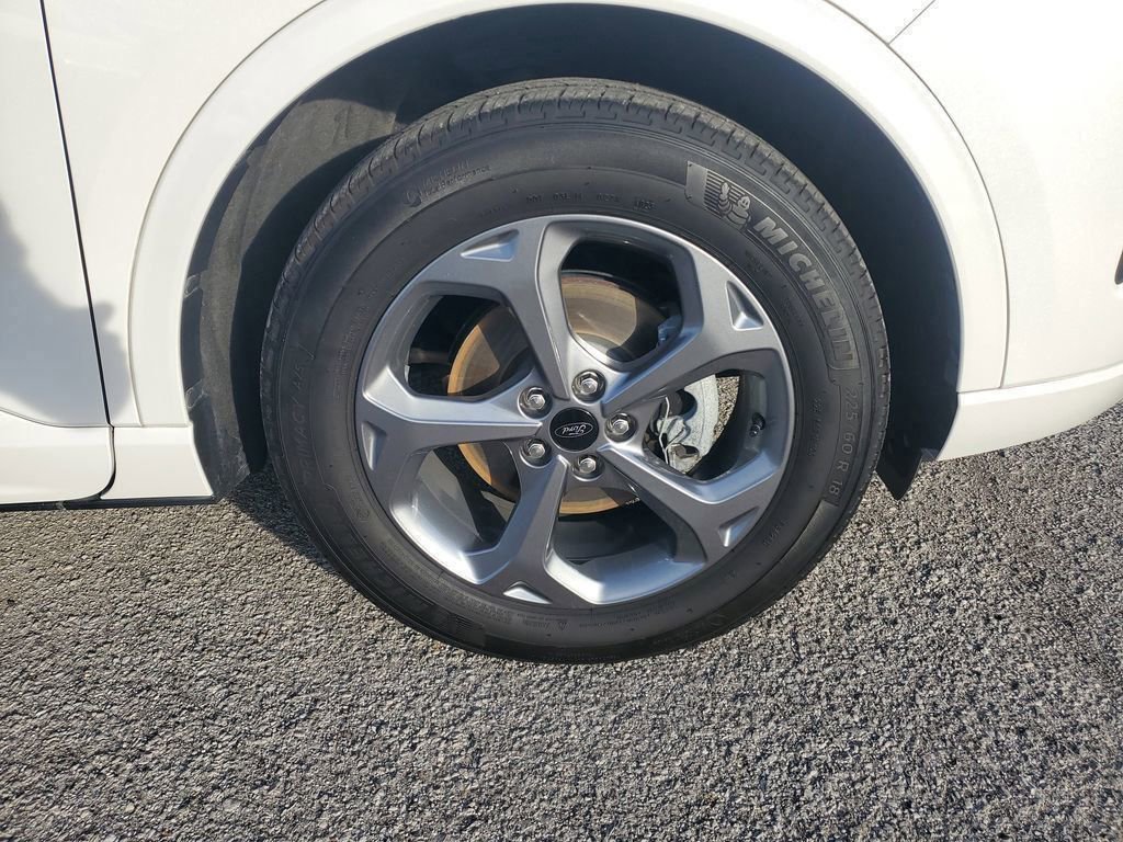 Certified 2023 Ford Escape ST-Line Select w/ Tech Pack #2 image 4