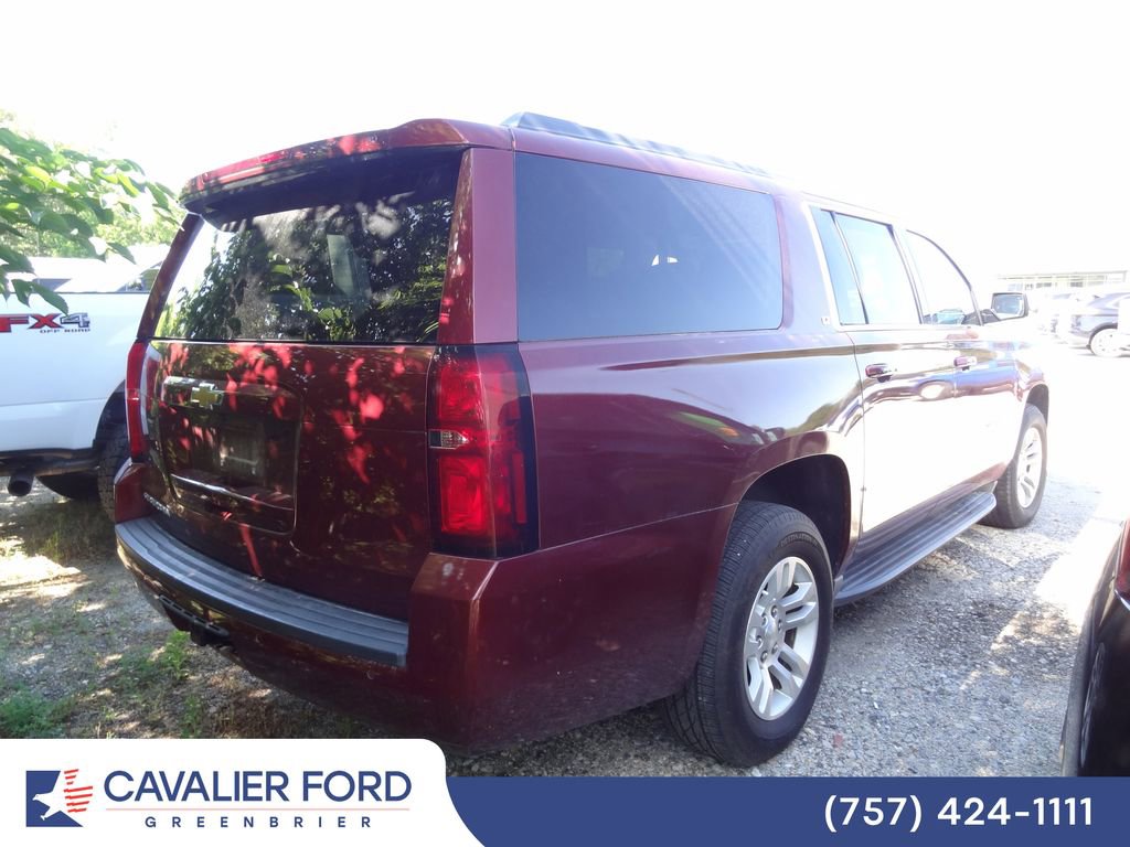 Used 2017 Chevrolet Suburban LT w/ Luxury Package RWD image 5