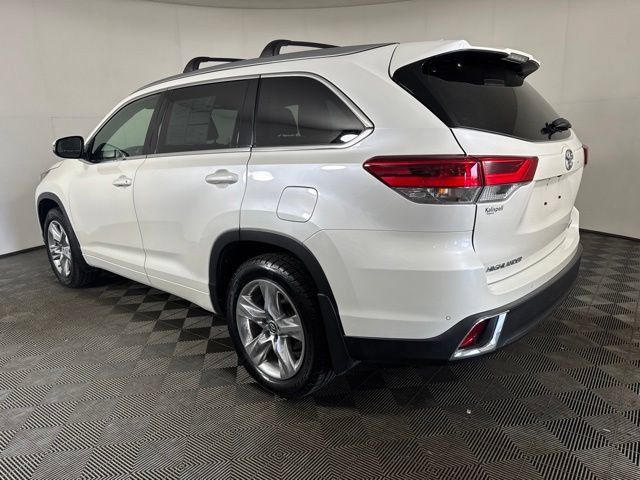 Used 2019 Toyota Highlander Limited AWD/4WD image 6
