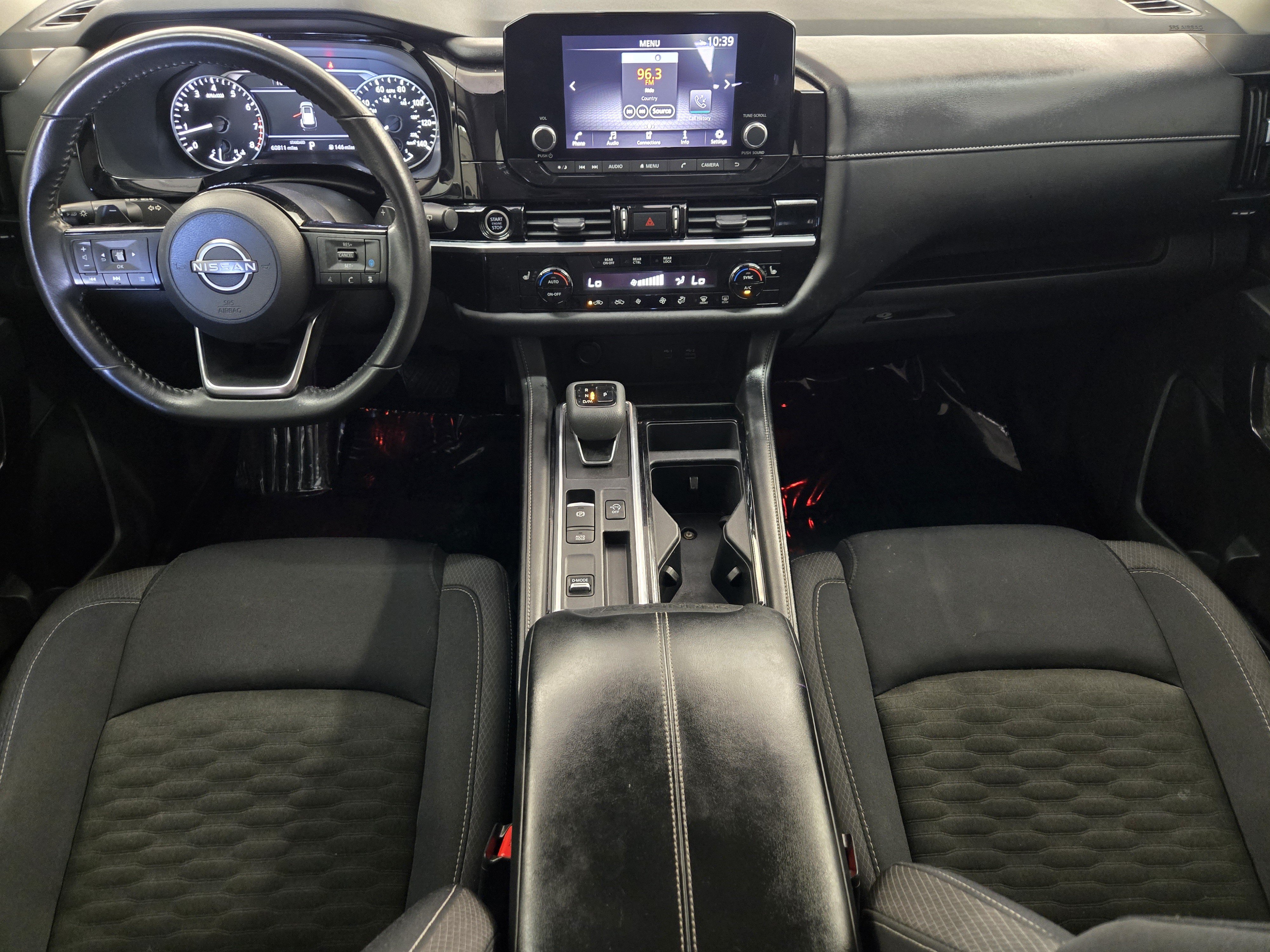 Used 2023 Nissan Pathfinder SV FWD image 27