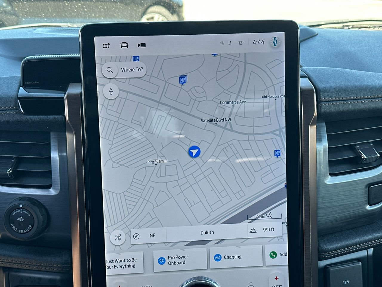 Certified 2023 Ford F150 Lightning Lariat w/ Equipment Group 511A High image 31