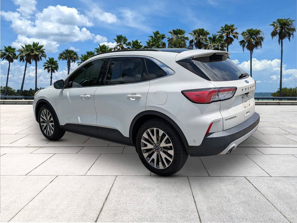 Certified 2020 Ford Escape Titanium w/ Titanium Premium Package 2.0 FWD image 6