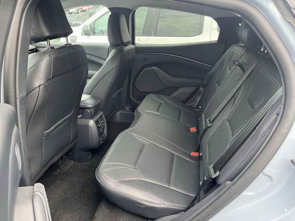 Certified 2025 Ford Mustang Mach-E Premium AWD/4WD image 3