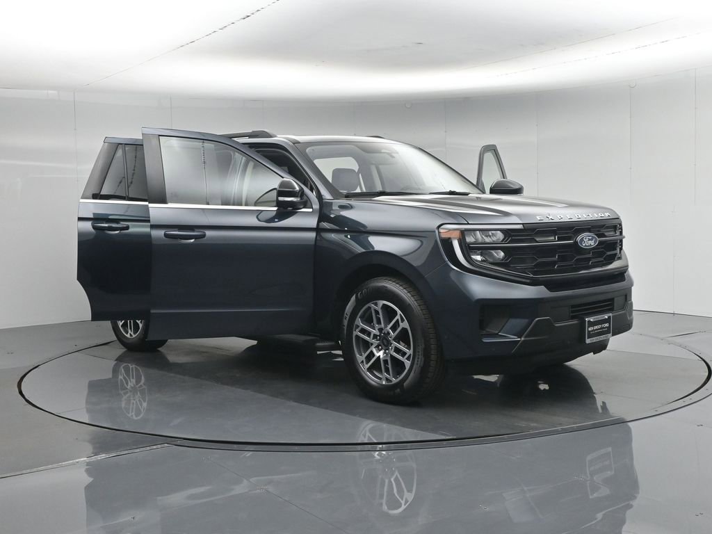 Certified 2025 Ford Expedition Max Active RWD image 39