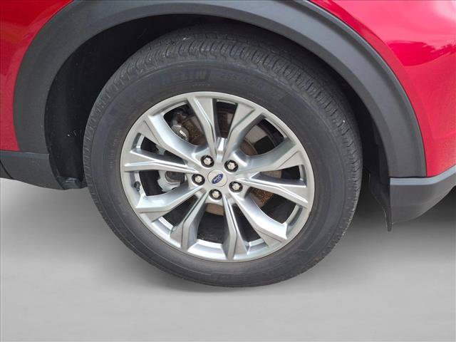 Certified 2023 Ford Explorer XLT w/ Equipment Group 202A AWD/4WD image 9