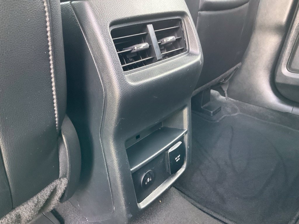 Certified 2024 Ford Edge Titanium AWD/4WD image 19