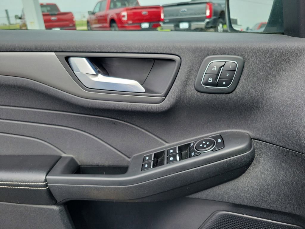 Certified 2023 Ford Escape Active w/ Tech Pack #2 image 19