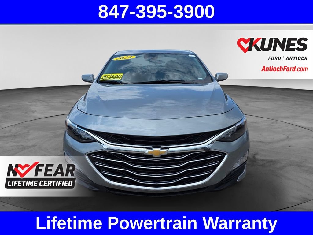 Used 2024 Chevrolet Malibu LT FWD image 2