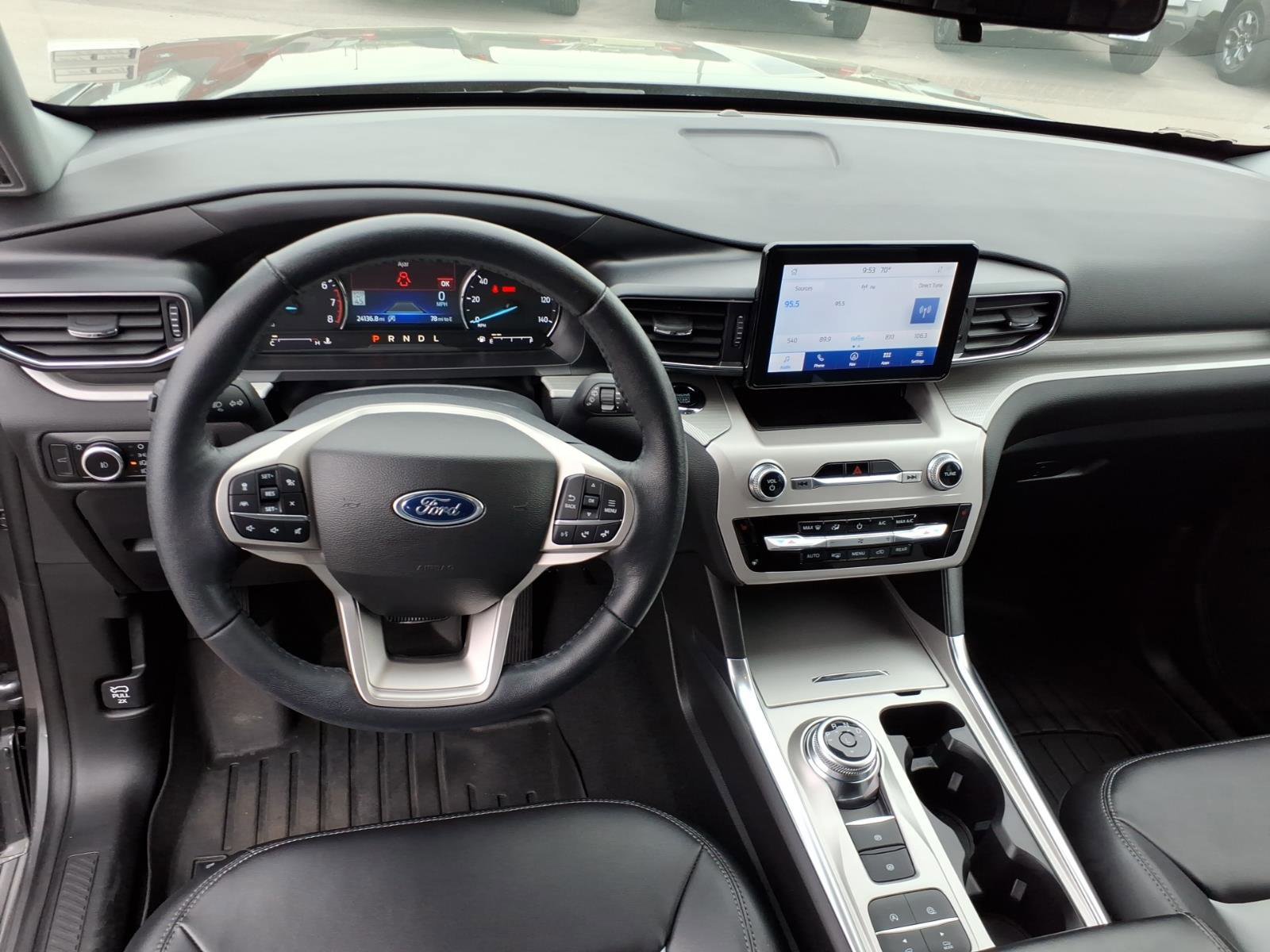 Certified 2023 Ford Explorer XLT w/ Equipment Group 202A image 15