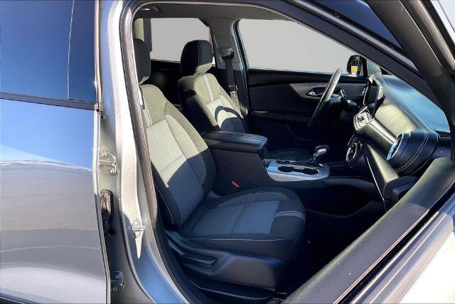 Used 2025 Chevrolet Blazer LT FWD image 7