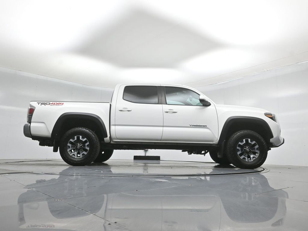 Used 2023 Toyota Tacoma TRD Off-Road image 10