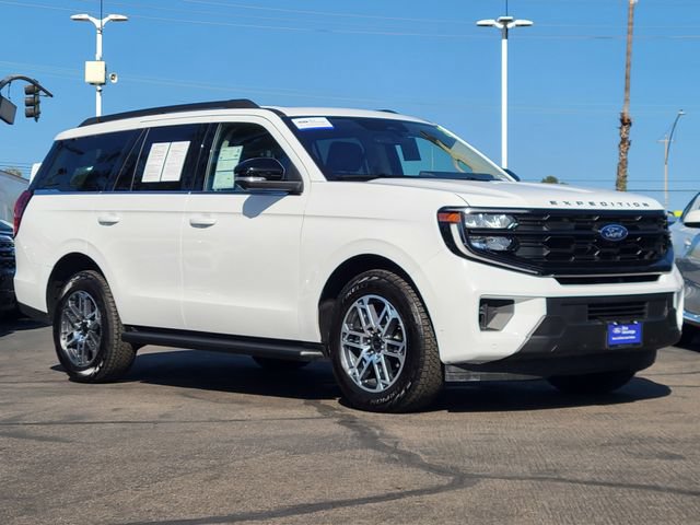 Certified 2025 Ford Expedition Active AWD/4WD image 33