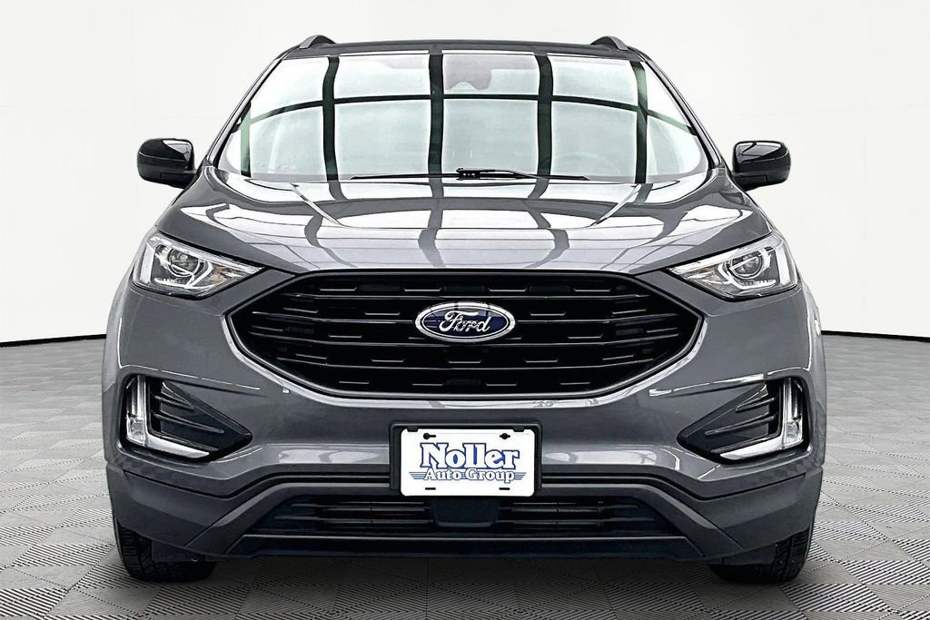Certified 2022 Ford Edge SEL w/ Sport Appearance Package AWD/4WD image 3